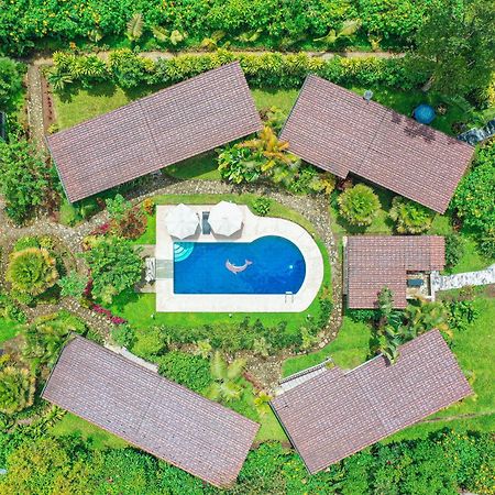 Coffee Lodge Cristal Glamping & Spa Mindo Exterior photo