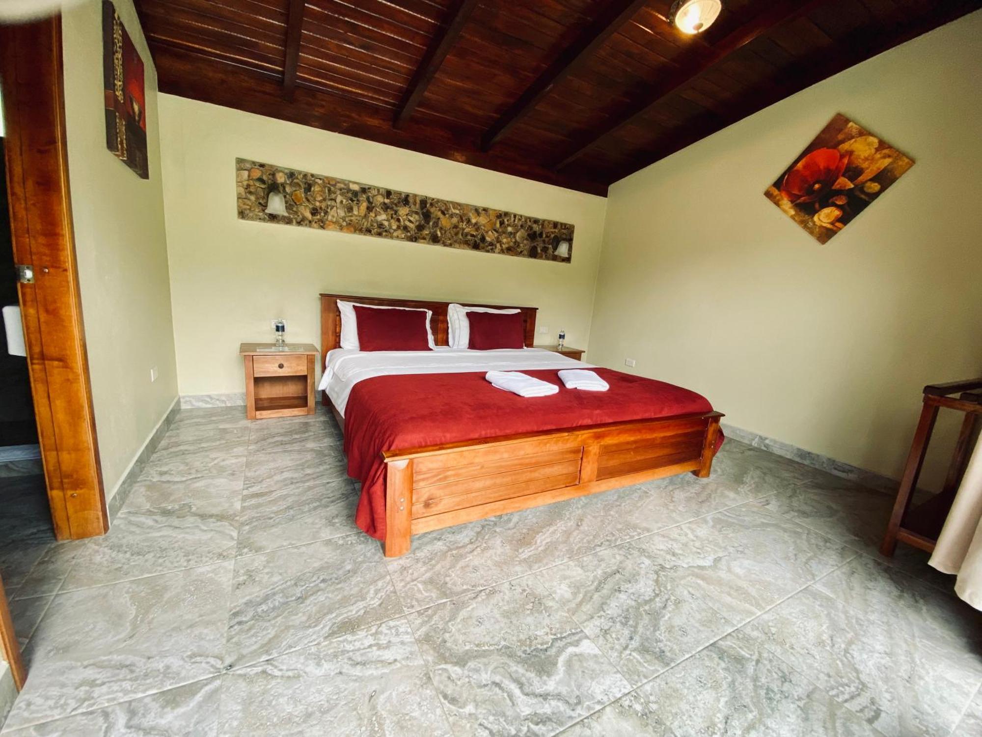 Coffee Lodge Cristal Glamping & Spa Mindo Exterior photo